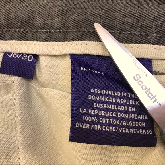 Men’s casual/dress pants with pleats. EUC. - Picture 3 of 4